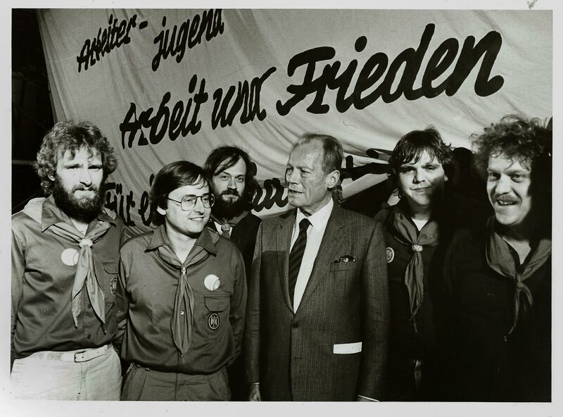 Datei:Falken Arbeiterjugendtag in Dortmund 1984.jpg