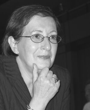 Schwarz/Weiß-Portrait von Heide Simonis aus dem Jahr 2004