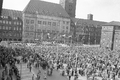 Maikundgebung 1961 auf dem Rathausplatz