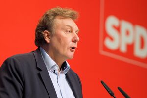 Olaf Schulze LPT19-1.jpg