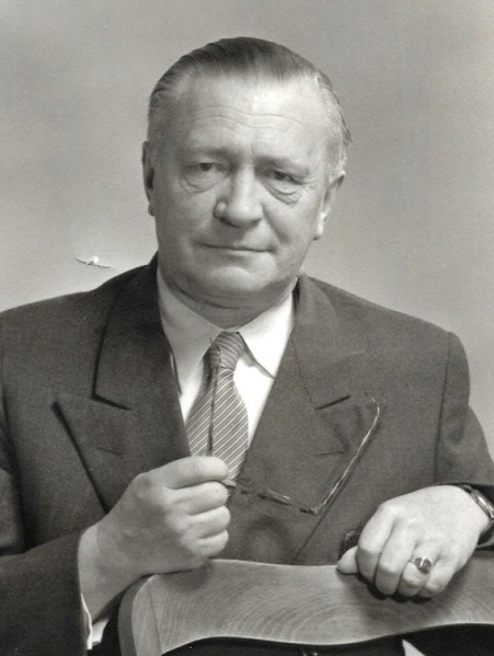 Datei:Walter Stams.jpg