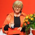 Ulrike Rodust mit Willy-Brandt-Medaille