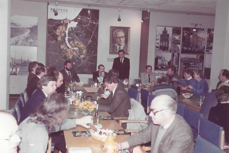 Datei:Fahrt nach Rostock I 11 1984.jpg